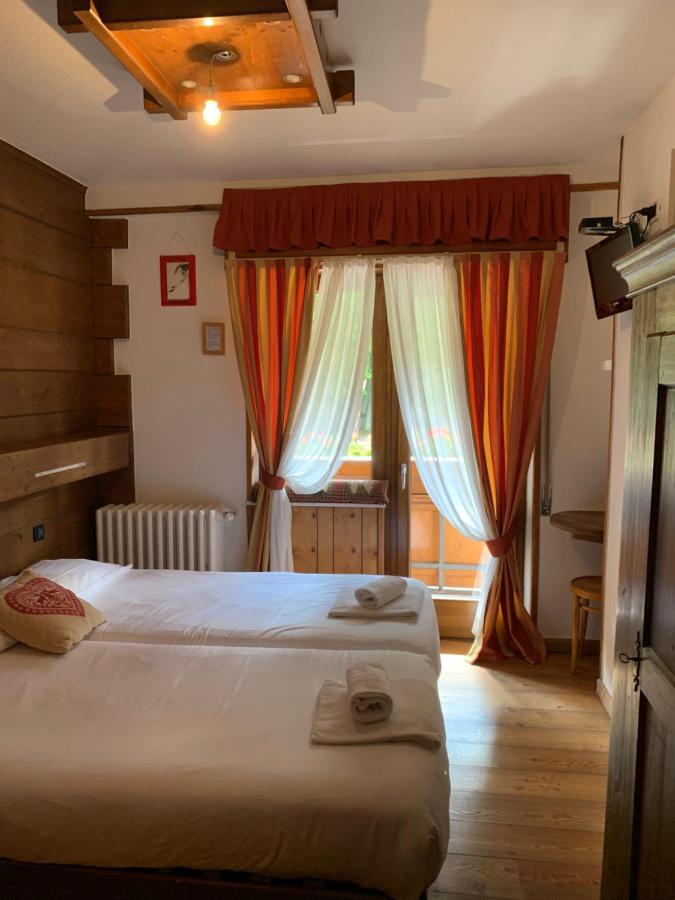 Hotel Capriolo Madesimo Extérieur photo